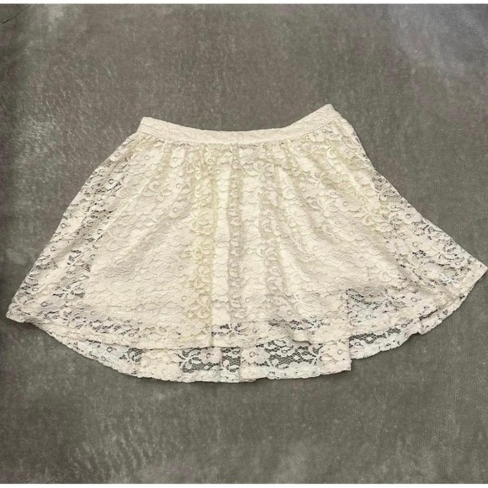 Forever 21 Mini Skirt Women Size‎ 28 Ivory Lace Coquette Dainty Balletcore Fairy